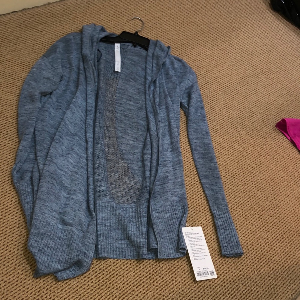 Lululemon calm and collected wrap